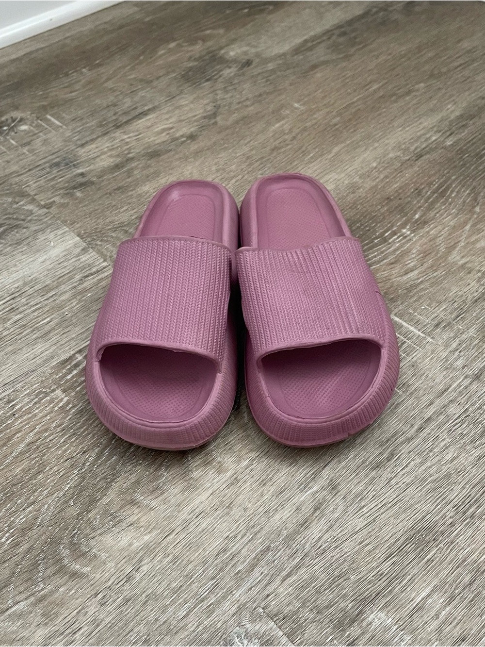 Women’s Pink Mauve Platform Slide Sandals Size 7 Cushioned Comfort